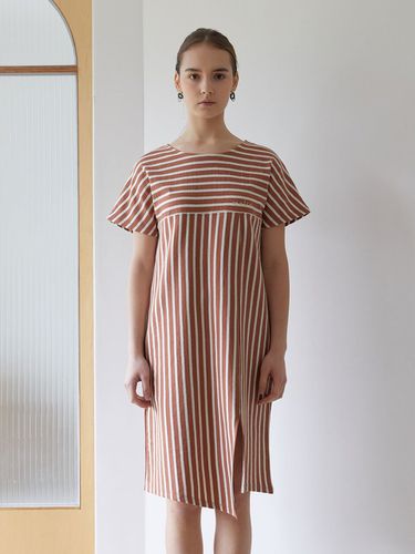 Papi Stripe Dress (Brown) - molto - Modalova