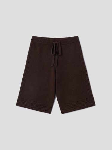 Cable Knit Shorts _Brown - kotelo - Modalova