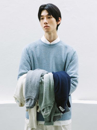 Saddle Round-Neck Sweater _ 5 Colors - BIG UNION - Modalova