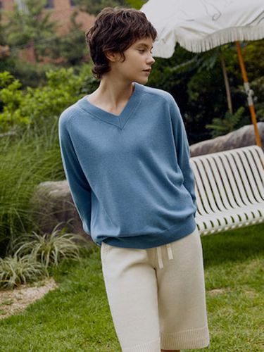 Cashmere V-neck Pullover _Sky Blue - kotelo - Modalova