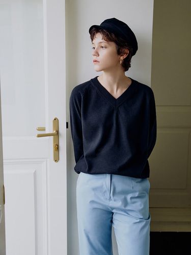 Cashmere V-neck Pullover _Ash Grey - kotelo - Modalova