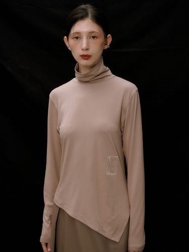 High Neck Hem Line Long Sleeve T-Shirts _ - VIMUN - Modalova