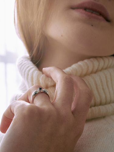 Heart Rings - Black Onyx - ma.mo - Modalova