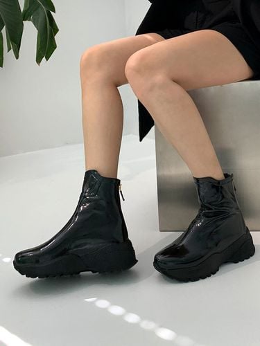 Basic Back Zipper Soft Ankle Boots - urimera - Modalova