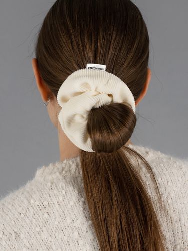 Corduroy Cream Scrunchie - pearlymore - Modalova