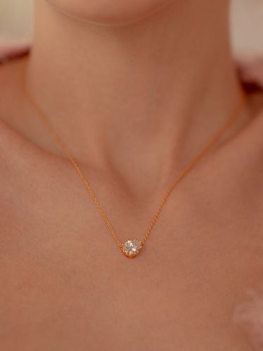 Water Drop Cubic Point Solitaire Necklace - Shertz - Modalova