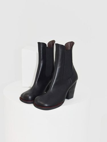 Red Stitch Point Chunky Heel Ankle Boots - urimera - Modalova