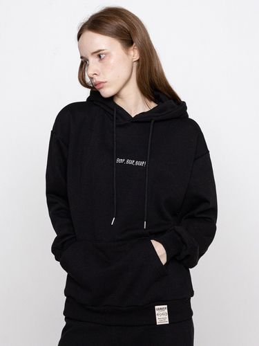 Beep Clean Smile Hoodie _ 3 Colors - GRAVER - Modalova