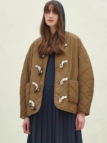 Duffle Quilting Jacket (Brown) - MITTE - Modalova