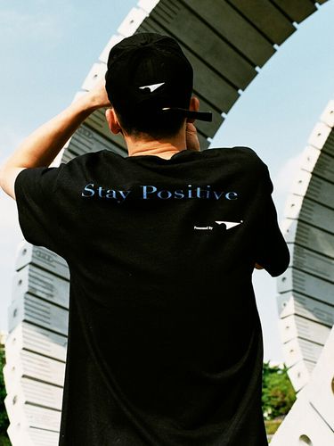 Stay Positive T-Shirt_Black - PISCATOR - Modalova