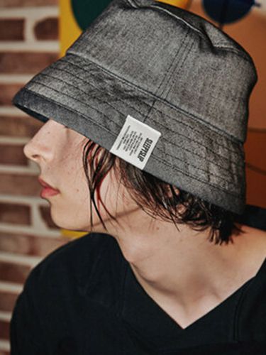 SL Herringbone Bucket Hat _ Black - SLEEPYSLIP - Modalova