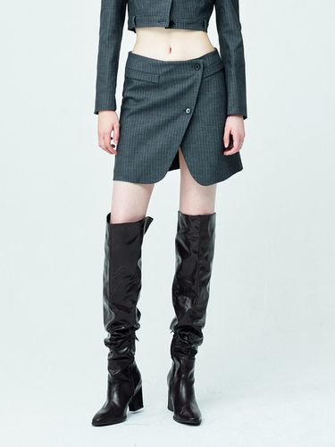 Herringbone Low-Rise Wrap Mini Skirt () - ATTENTIONROW FOR WOMEN - Modalova