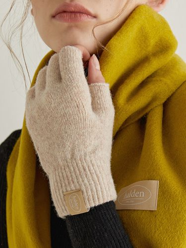 Wool Fingerless Gloves (G002_oat) - halden - Modalova