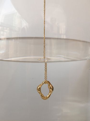 Floating Circle Necklace - Gold - PICOMENT - Modalova