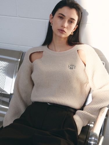 Nicole Ribbed Shoulder Cut-out Sweater_Indi Beige - NICK&NICOLE - Modalova