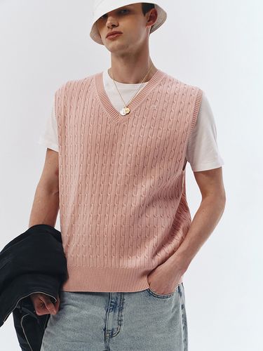 Unisex V-Neck Cable Knit Vest () - Dunst for MEN - Modalova