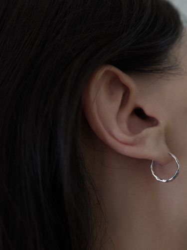 Twig Hoop 14K Earring - CLAN BENI - Modalova