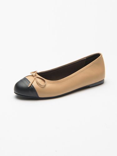 Benny Ballerina Flat_Honey Beige - SEONG YUN JOO - Modalova