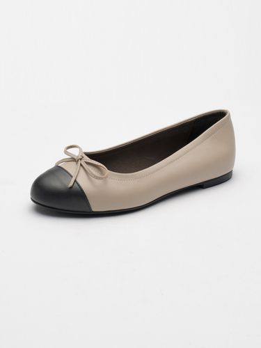 Benny Ballerina Flat_Light Taupe - SEONG YUN JOO - Modalova