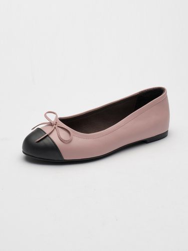 Benny Ballerina Flat_Pink - SEONG YUN JOO - Modalova