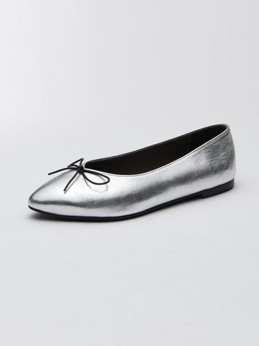 Gina Ballerina Flat_Silver - SEONG YUN JOO - Modalova