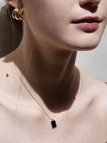 Square Onyx Necklace - A BIT MOR - Modalova