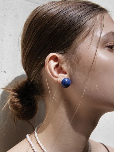 Lapis Earth Earring - A BIT MOR - Modalova