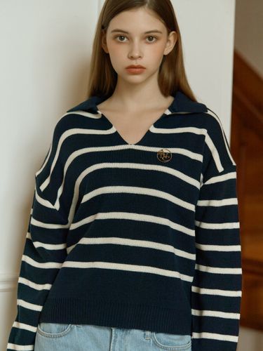 Stripe Open Collar Knit Sweater _Dark Navy - ANOETIC - Modalova