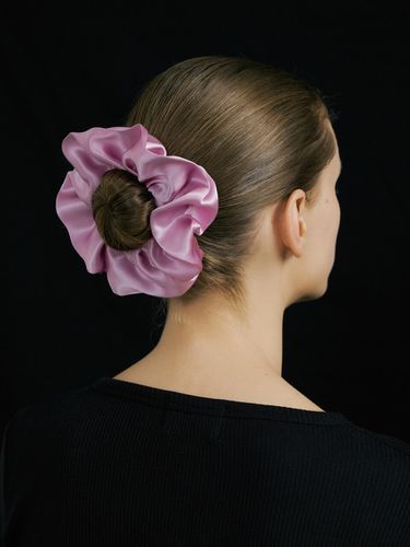 Silk Scrunchie (M) - Lavender - AVVINA PELLE - Modalova