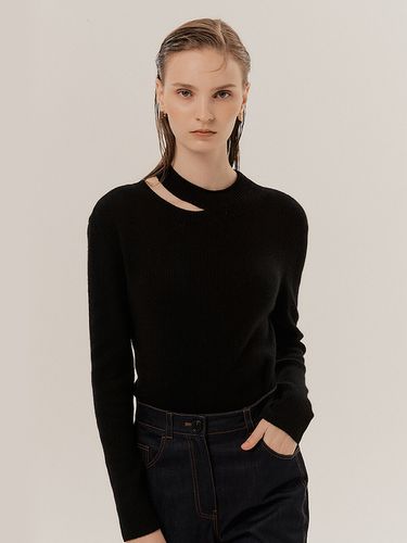 Neck Slip Point Pullover Knit - HUNCH - Modalova