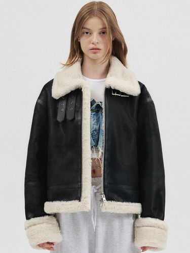 Oversized Steady Suede Shearling Jacket_Black/Beig - doffsept - Modalova