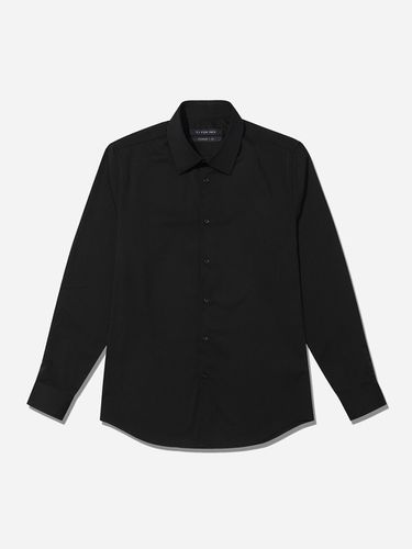 Standard-Fit Regular Collar Dress Shirt _ - T.I FOR MEN - Modalova