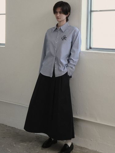 Two Tuck Flare Cotton Skirt _ Navy - CITYBREEZE - Modalova