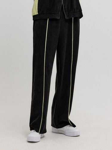 Unisex Terry Track Pants - Black - GENERAL IDEA - Modalova