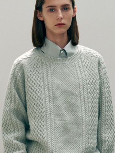 Cable Round Pullover (3 colors) - WHEN WE WILL - Modalova