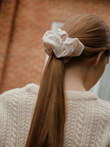 ANC Classic Hair Scrunchie_Beige - ANOETIC - Modalova