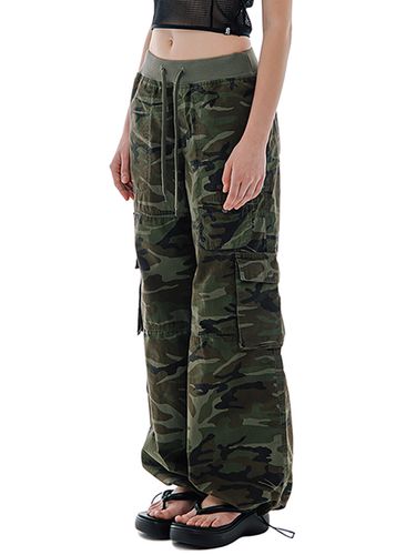 Ripstop Banding Cargo Pants _Camo - runningHIGH - Modalova