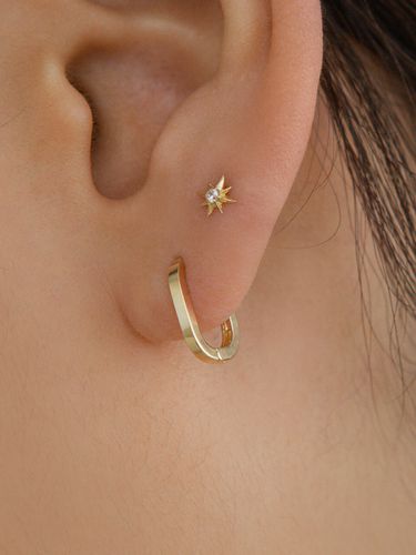 Gold Round Square Onetouch Earrings #S10 - LUNNE - Modalova