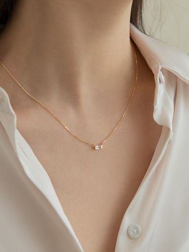 Gold Cubic Pendant Necklace #A13 - LUNNE - Modalova