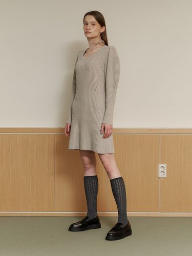 Ribbed Square Neck Puff Shoulder Wool Blend Dress [Light Brown] - AMONG - Modalova