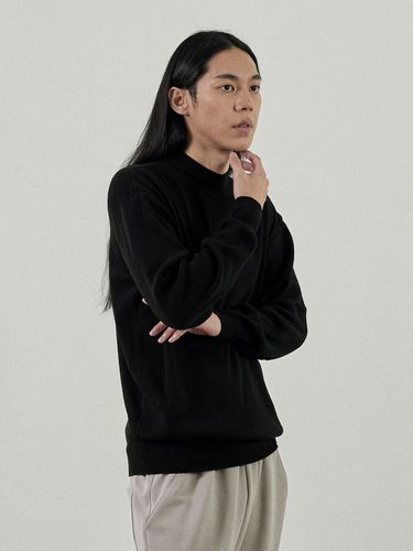 Cash Half Turtle Neck Knit Sweater _ - Analogmood - Modalova