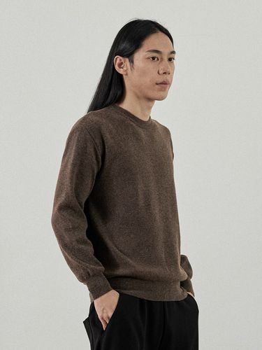 Cash Semi Round Knit Sweater _ - Analogmood - Modalova