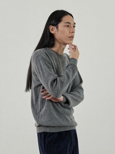 Cash Semi Round Knit Sweater _ Grey - Analogmood - Modalova