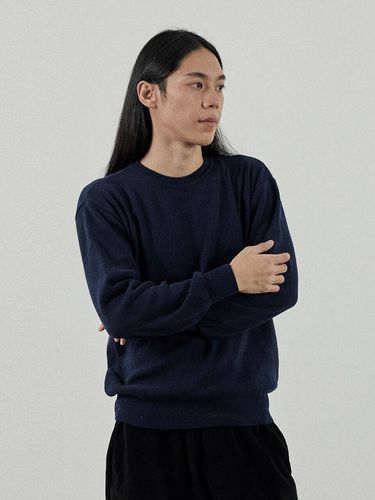 Cash Semi Round Knit Sweater _ Navy - Analogmood - Modalova