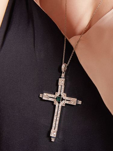 Christie cross necklace - TANI by MINETANI - Modalova