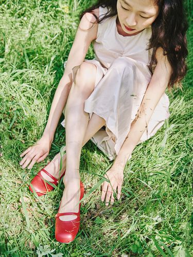 Jane With A Flower Flats_Red - ENLUNIQ - Modalova