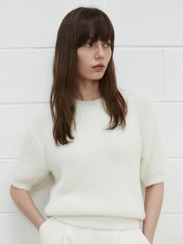 Fur Half Sleeve Knit Top _Cream - ouie - Modalova