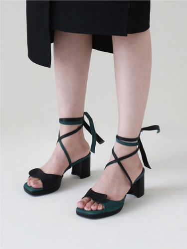 Two-Way Inky Strap Sandal_Black - KIDAY - Modalova