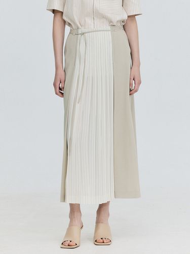 Coloration Pleats Skirt _ - WNDERKAMMER - Modalova