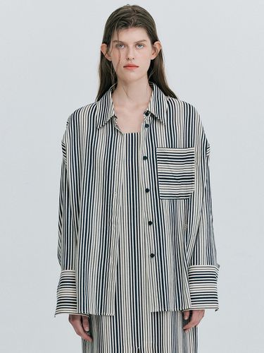 Stripe Over Fit Shirts _ Navy - WNDERKAMMER - Modalova